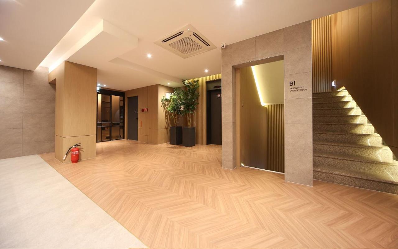 Hotel Lazy Heaven Changwon Exterior photo