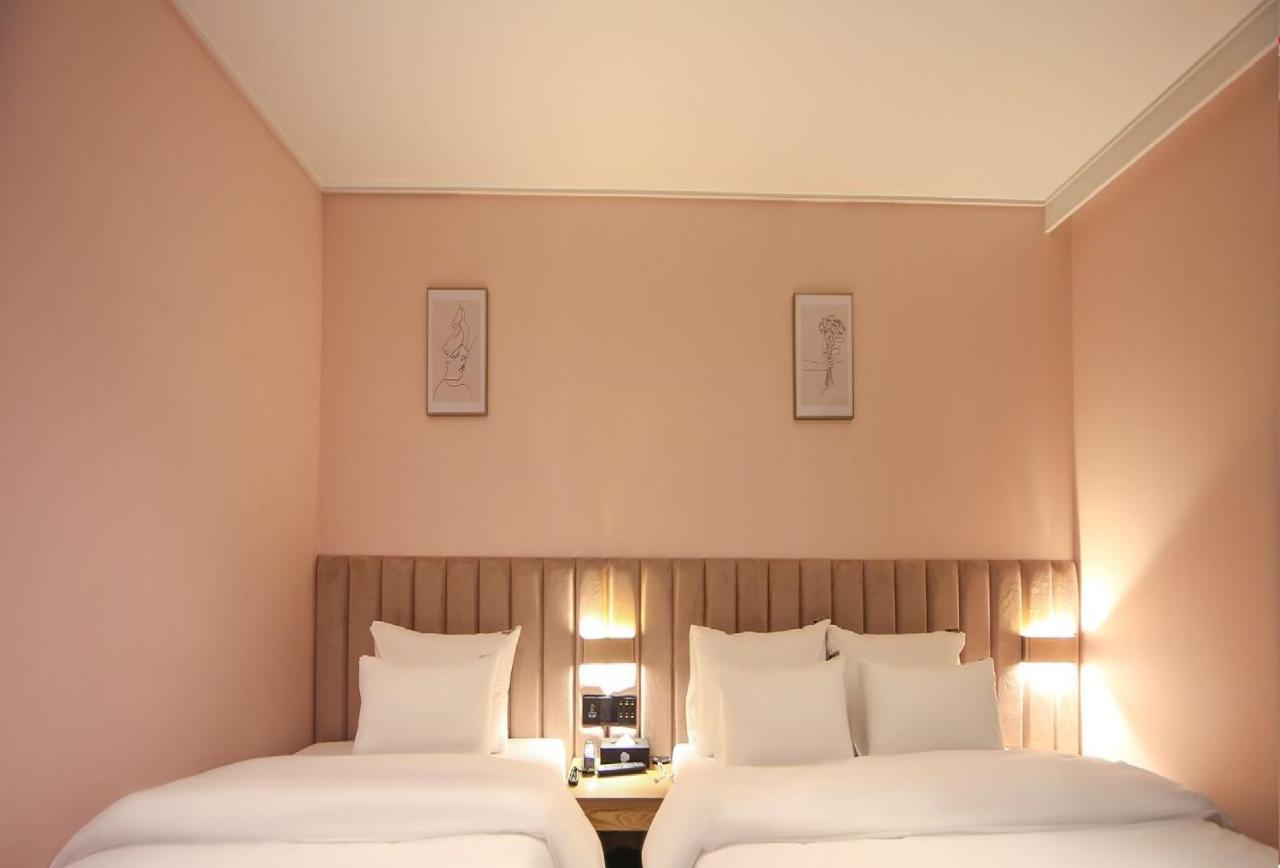 Hotel Lazy Heaven Changwon Exterior photo