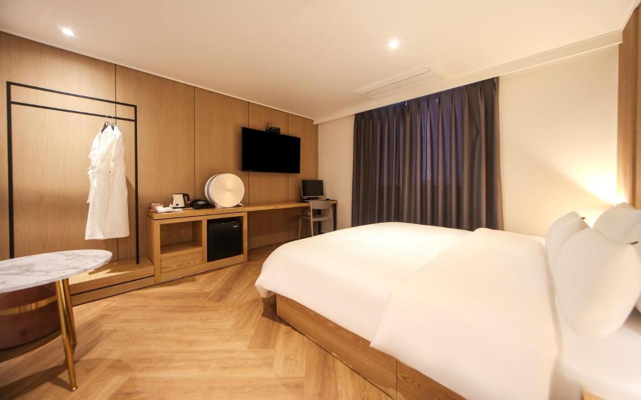 Hotel Lazy Heaven Changwon Exterior photo