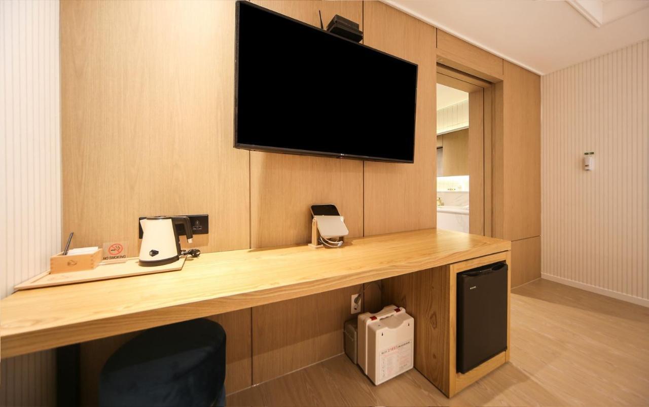 Hotel Lazy Heaven Changwon Exterior photo