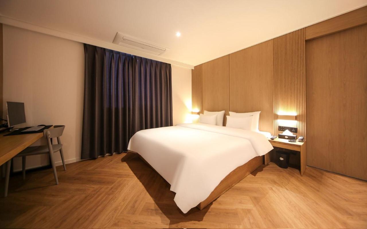 Hotel Lazy Heaven Changwon Exterior photo