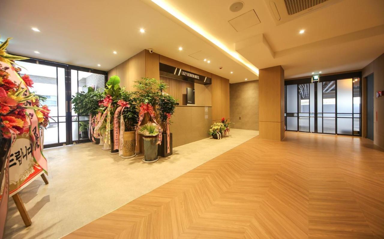 Hotel Lazy Heaven Changwon Exterior photo